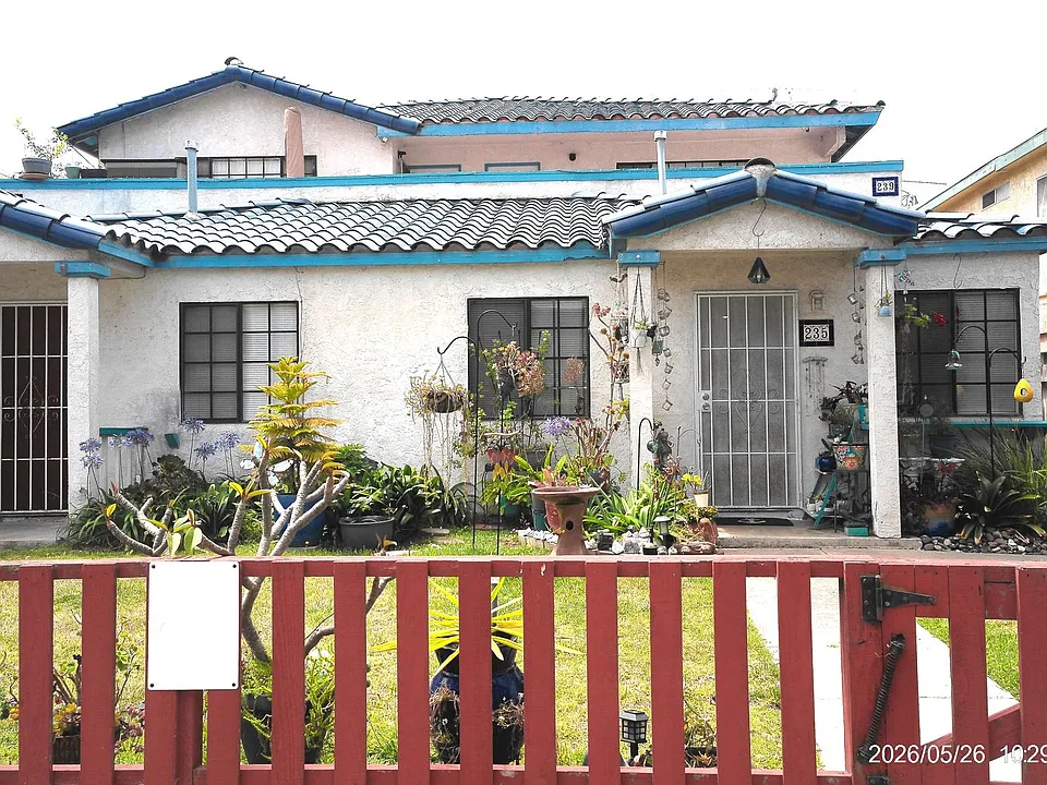 239 Daisy Ave