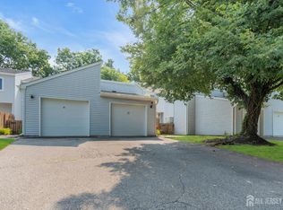 23 Krenkel Ct, Flemington, NJ 08822