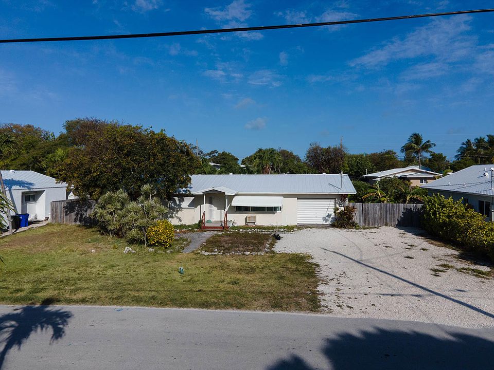 1st image of 219 S Coconut Palm Blvd
