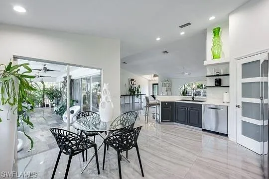 27196 Belle Rio Dr — Photo 9