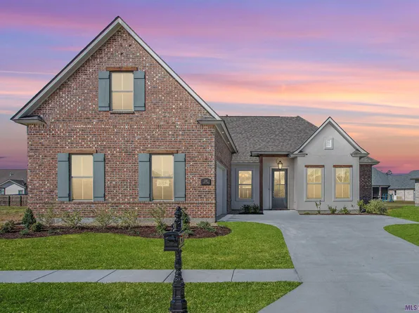 228 Sophia Dr, Luling, LA 70070