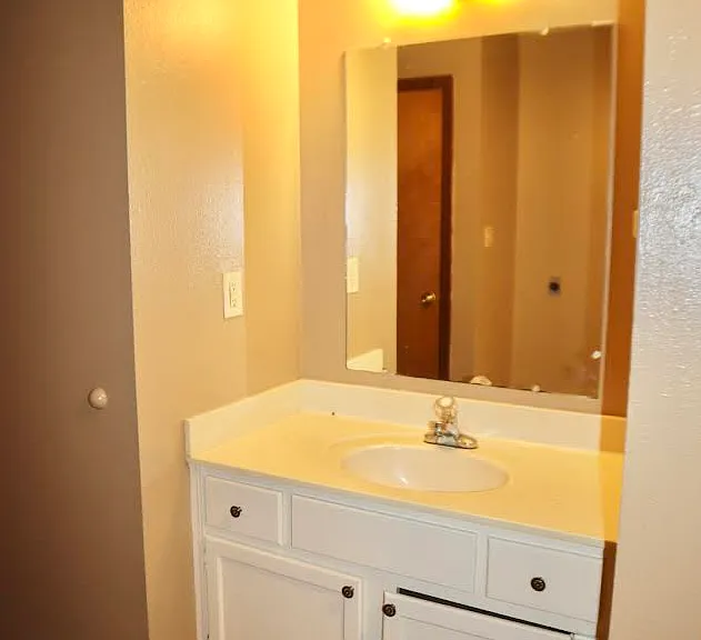7 Sharon Cir #2 — Photo 11