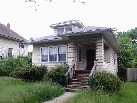1st image of 622 S 15th Ave