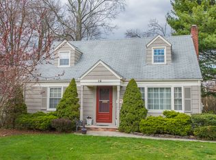 12 Crescent Rd, Livingston, NJ 07039