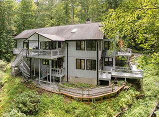1270 Glen Cannon Dr, Pisgah Forest, NC 28768