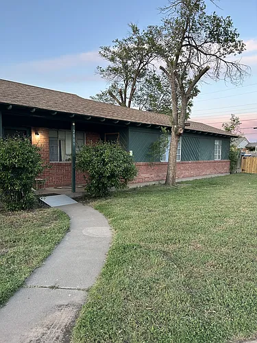 2809 Duncan Dr Photo 1
