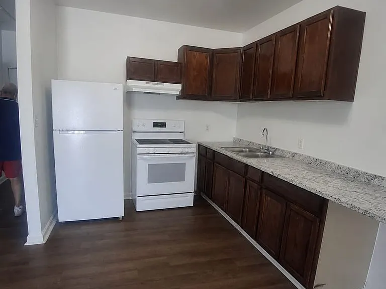 167 Shelley Lane — Photo 2