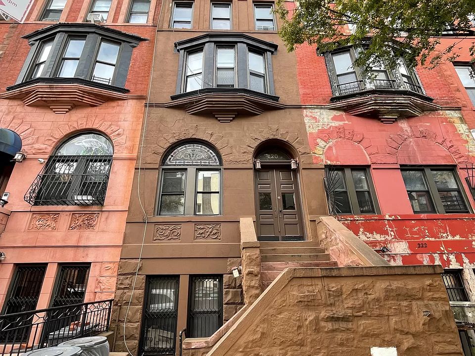 1st image of 220 W 136th St #1