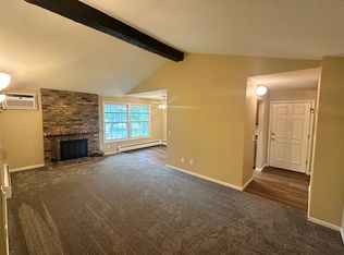 821 Smetana Rd APT 5, Hopkins, MN 55343