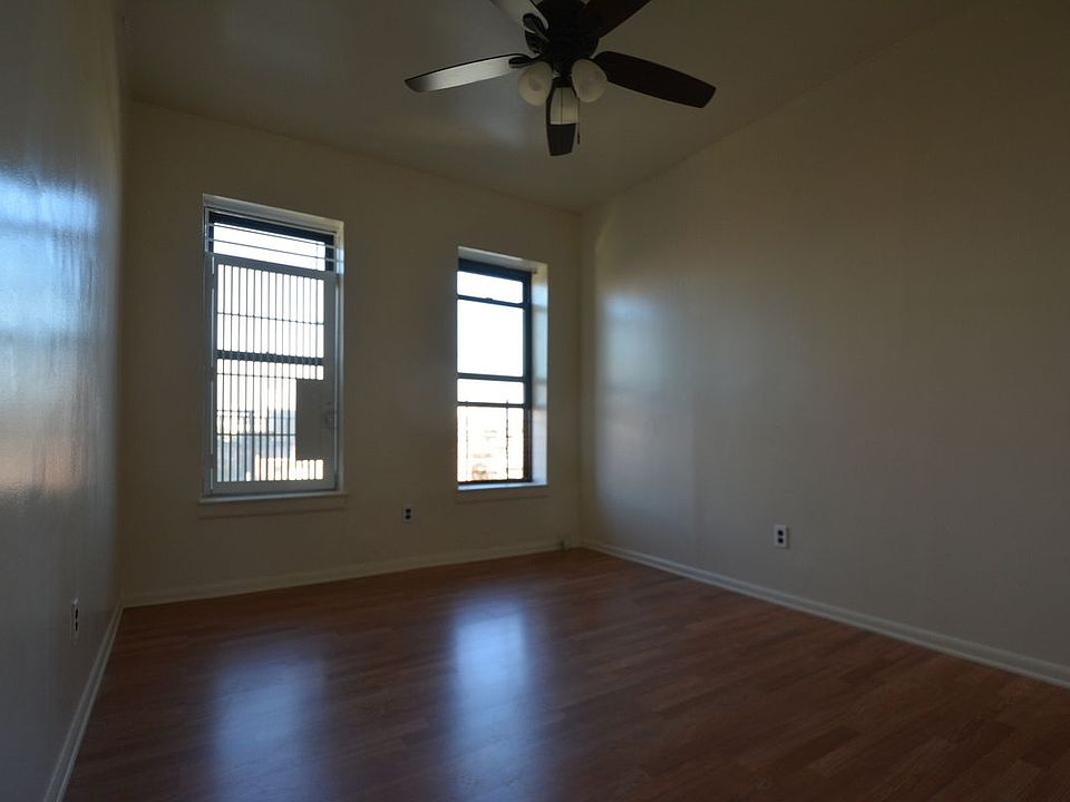 1st image of 95 S 10th St #30