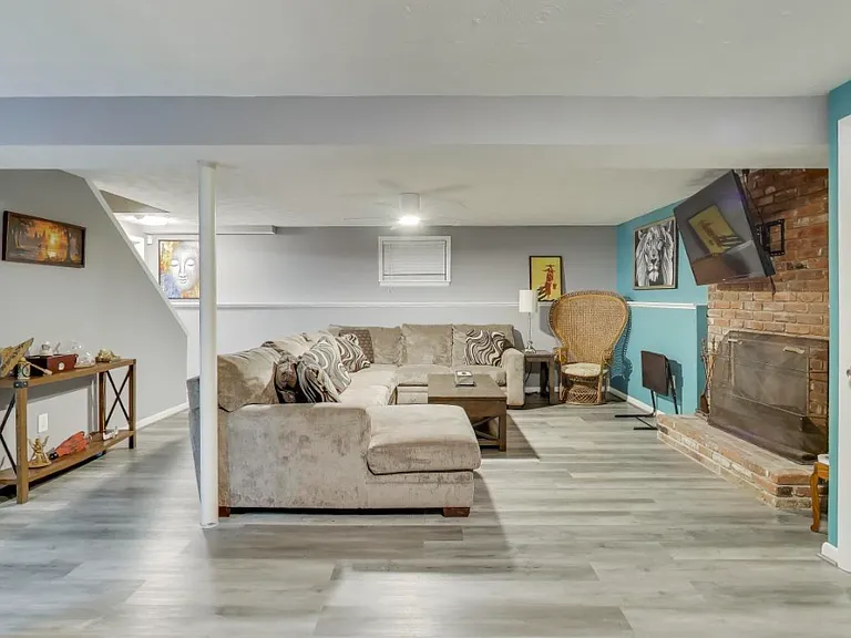 1008 Tracy Dr — Photo 10