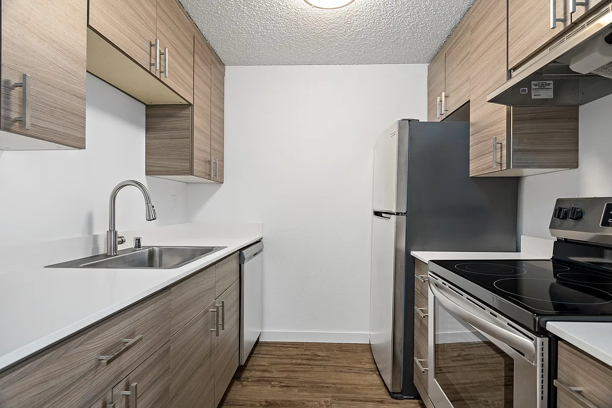 Building Photo - Canopy Apartments
