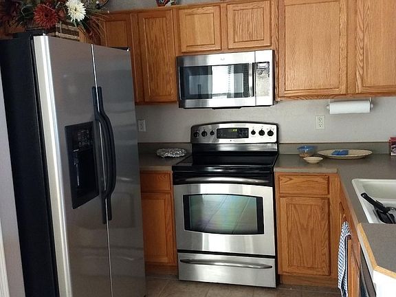 5th image of 12653 W Columbus Ave