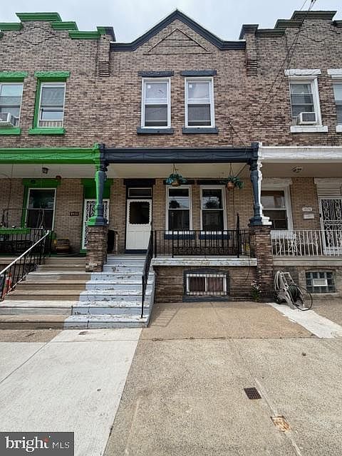 1st image of 1432 N Peach St