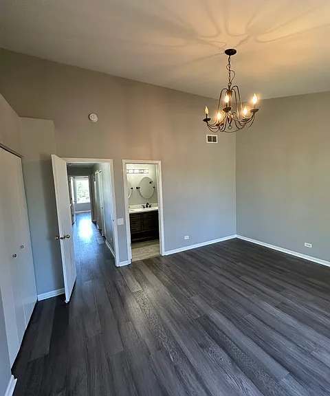719 Blossom Ct — Photo 9