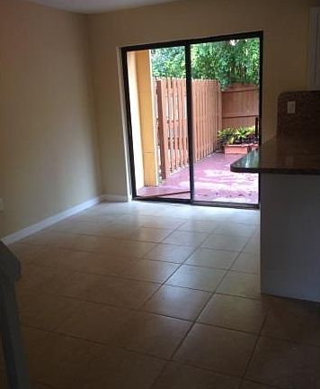 3rd image of 550 SW 115th Ave #805D
