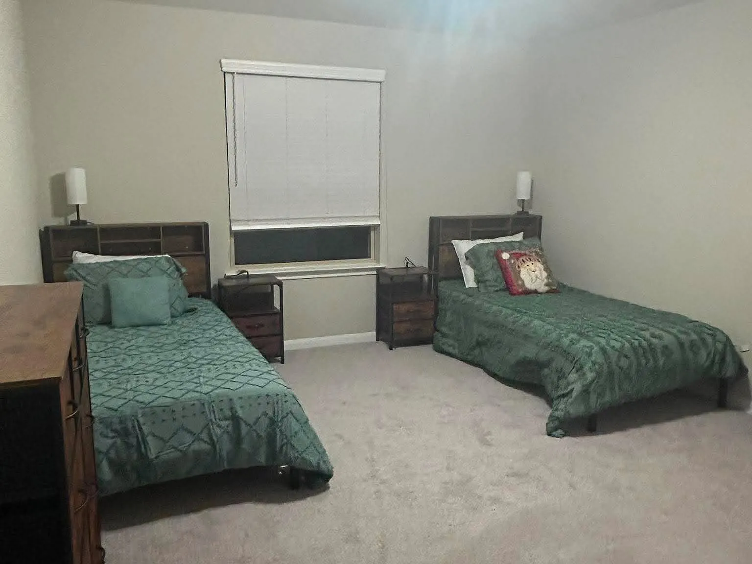4 bed, 3.5 bath, 3321 sqft, $3,750 — Photo 3