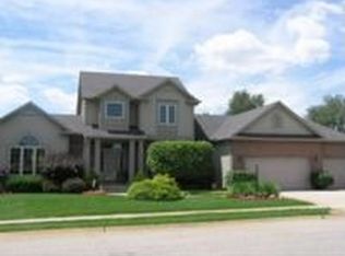 54121 Bridgewood Ct, Elkhart, IN 46514