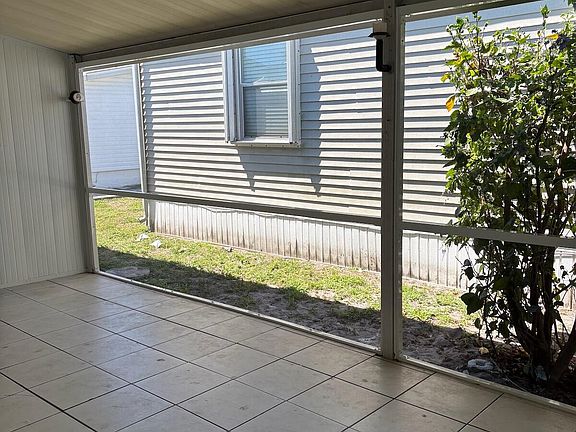 4th image of 2410 SW 50th Street