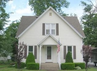 309 N McKnight St, Alexis, IL 61412