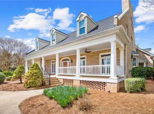 3073 Beaver Hills Dr, Burlington, NC 27215