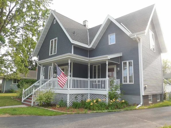 405 Superior Ave, Oconto, WI 54153