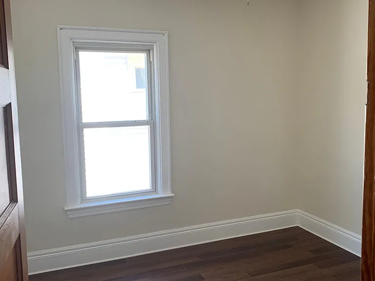 159 Norwalk Ave — Photo 12