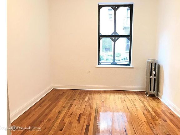 2nd image of 4725 48th St APT 1G