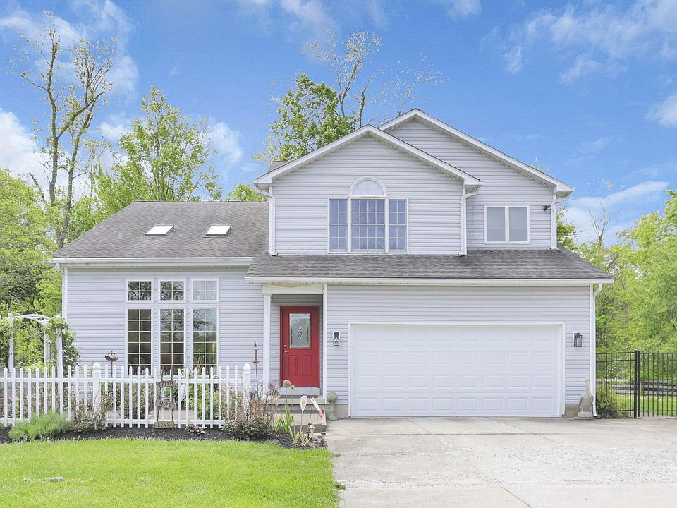 1st image of 1368 Coonpath Rd NW