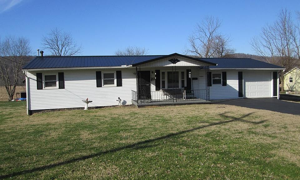 3843 E Ky 8, Vanceburg, KY 41179 | Zillow