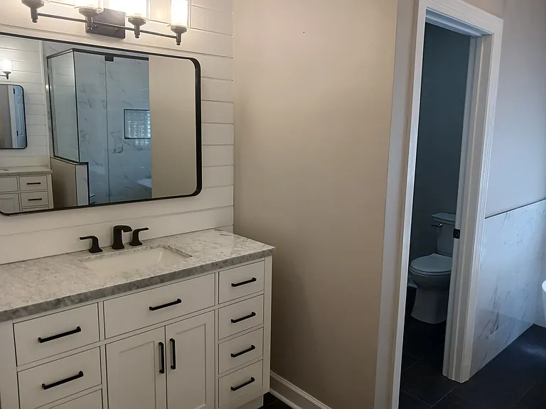 201 Woodcrest Ct — Photo 14
