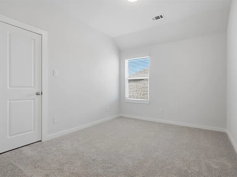 5011 Bowen Prairie Dr — Photo 24
