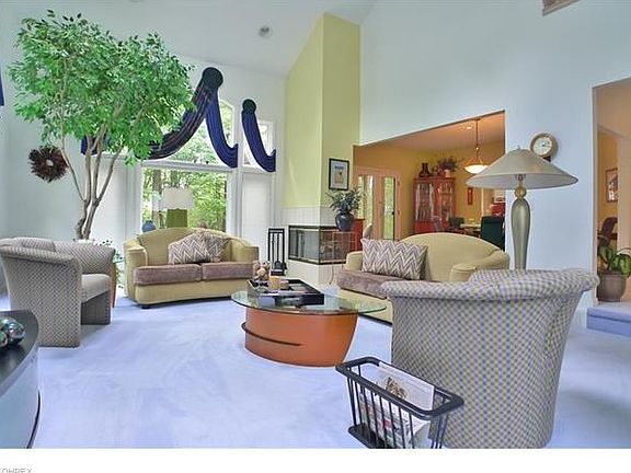2nd image of 16770 Jennifer Ln