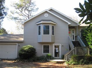 4528 Hilltop Ln, Kitty Hawk, NC 27949