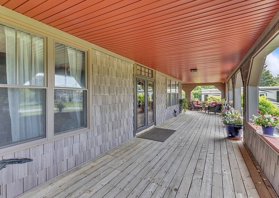 31 Washington St, Mendon, MA 01756 Zillow