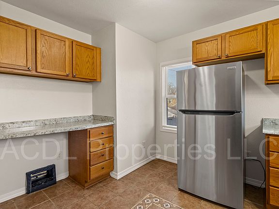 3rd image of 3400 W Lynndale Ave
