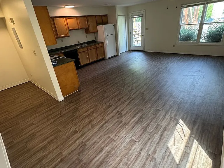 1135 S 2nd St #202 — Photo 9