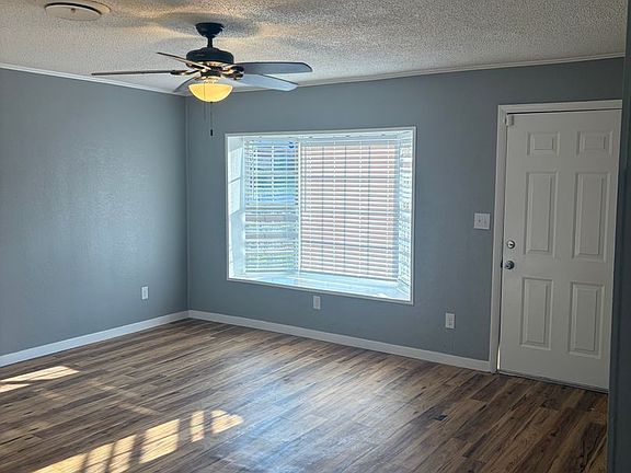 5th image of 1008 22nd St