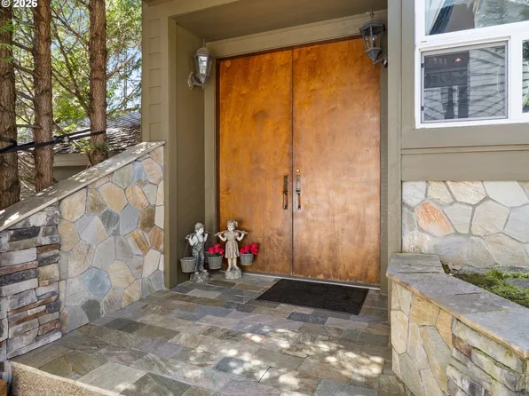 17589 SW Sarala St, Beaverton, OR 97007