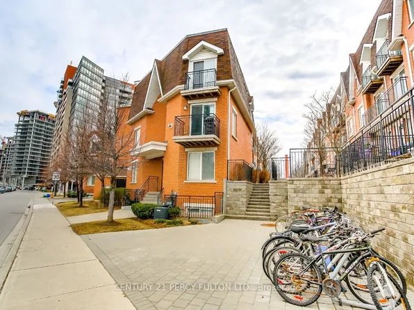 20 Machells Ave N #112, Toronto, ON M6K 3H8