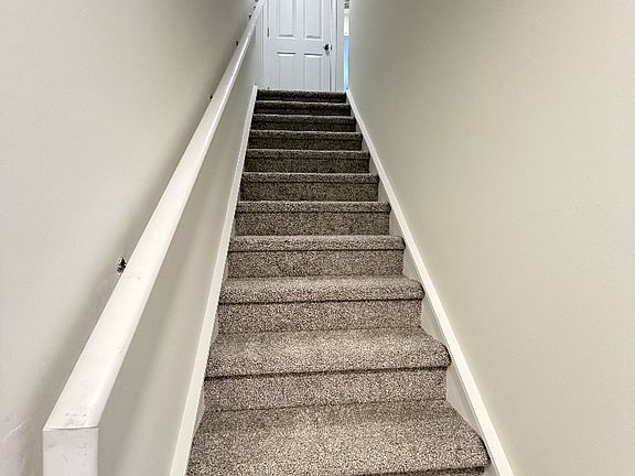 5th image of 182 Patterson Rd