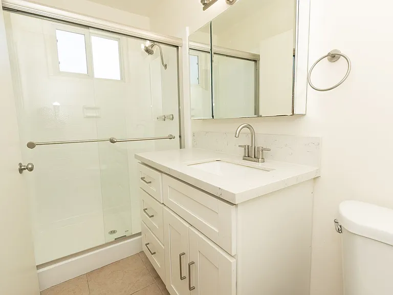 6180 Veemac Ave — Photo 24