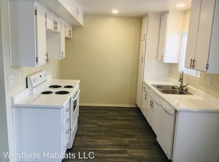 24857 Walnut St APT 2, Santa Clarita, CA 91321