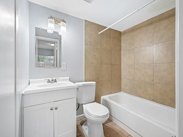 5113 N Nebraska Ave — Photo 30