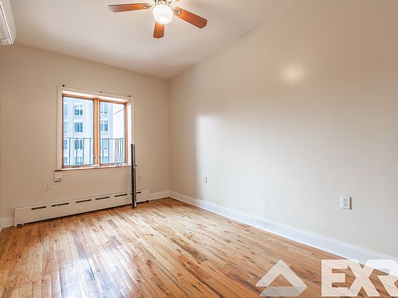 5th image of 914 Bergen St #2