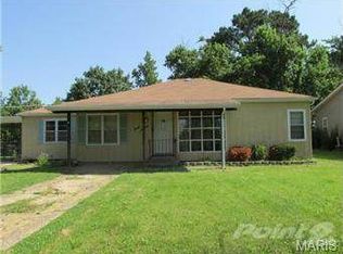 716 E Pratt St, De Soto, MO 63020