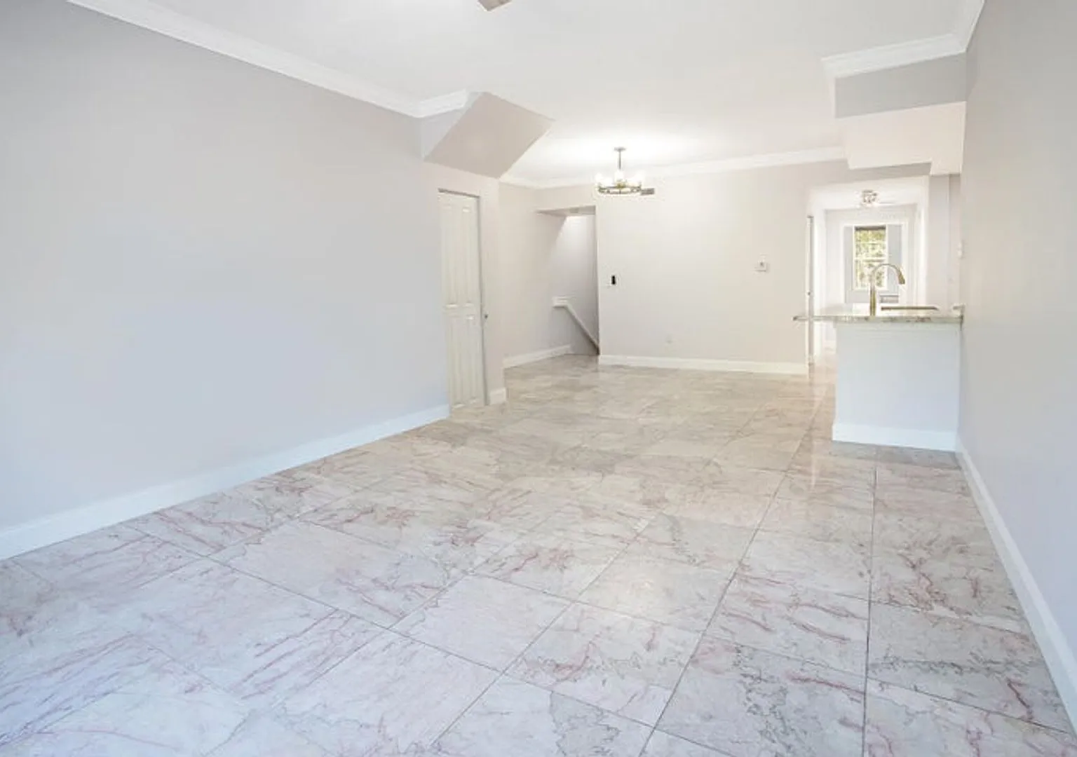 5860 W Sample Road 204, Coral Springs, FL 33063 — Photo 3
