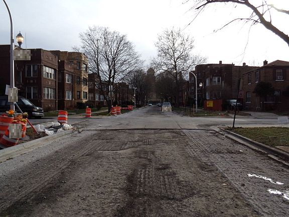 4th image of 7755 S East End Ave