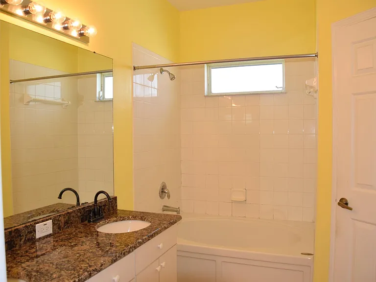 7909 Terrace Ridge Dr — Photo 7