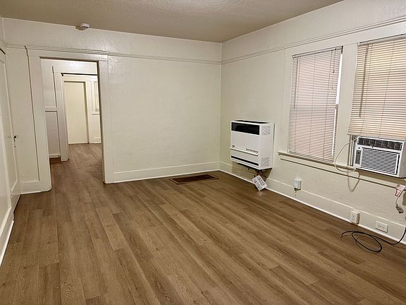 3rd image of 1382-1396 N Linden Ave #F58c6862b